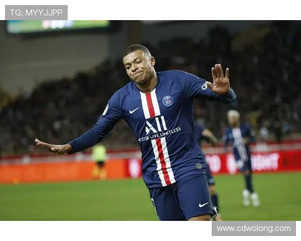 扎卡里亚回应争议判罚坚定信念力争客场战胜巴黎